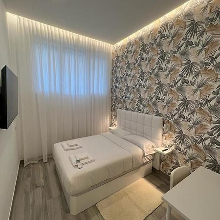Habitacion Praga Style มาดริด ภายนอก รูปภาพ