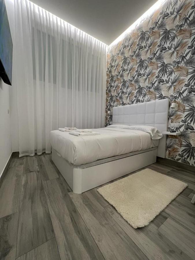 Habitacion Praga Style มาดริด ภายนอก รูปภาพ
